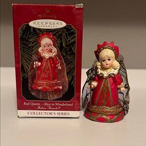 Hallmark Ornament Madame Alexander Series (4th - 1999)